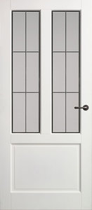 Skantrae E 040, glas in lood (30)